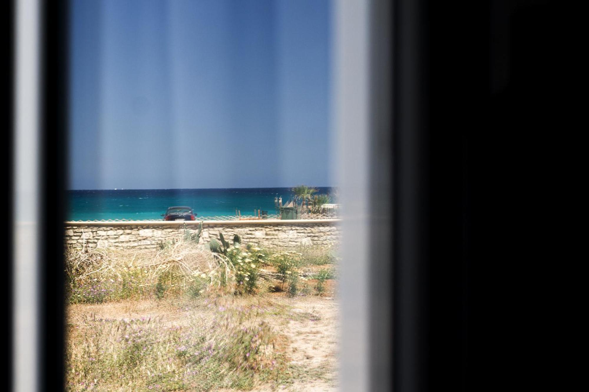 Pink Sand Sea Apartment Adelianos Kampos Exterior foto